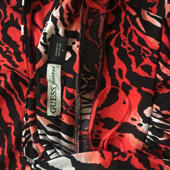 NEW Guess Halter Top - Picture 7 of 8